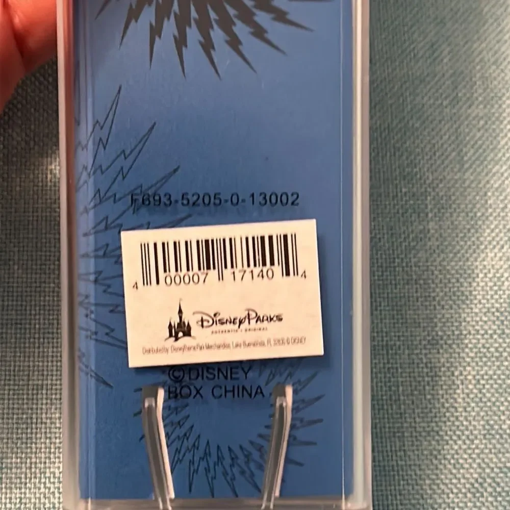 NIB Limited Release Disneyland Resort Collector Watch UNISEX